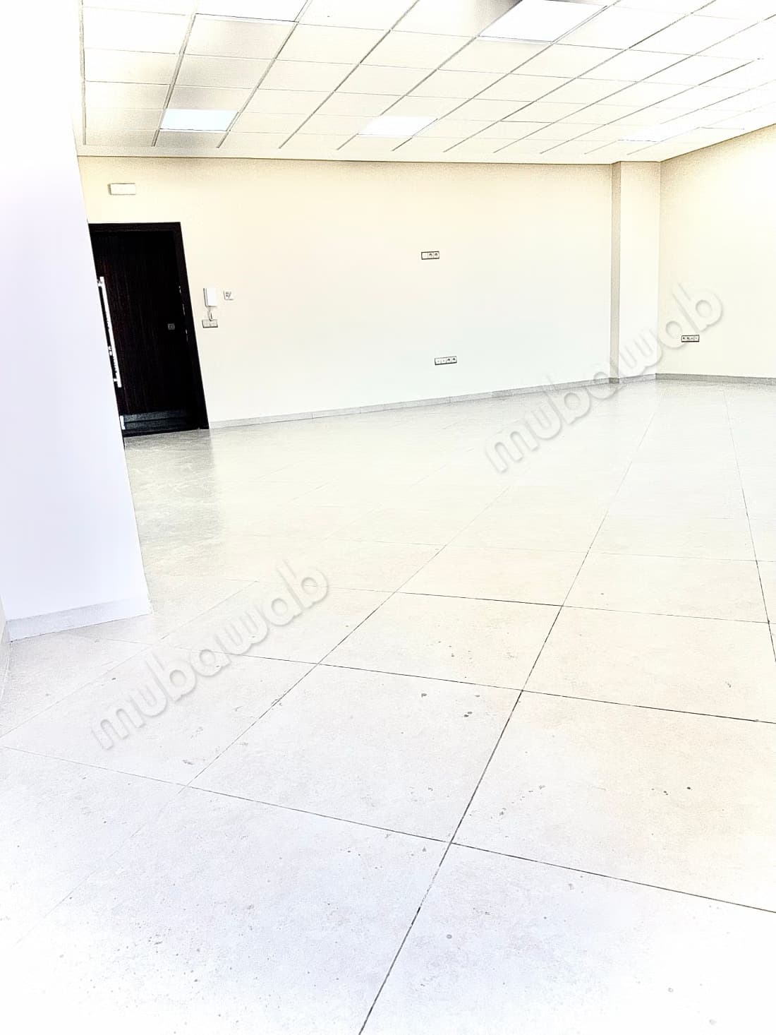 Bureaux à l'achat à Guéliz. Superficie 73 m². Porte blindée...