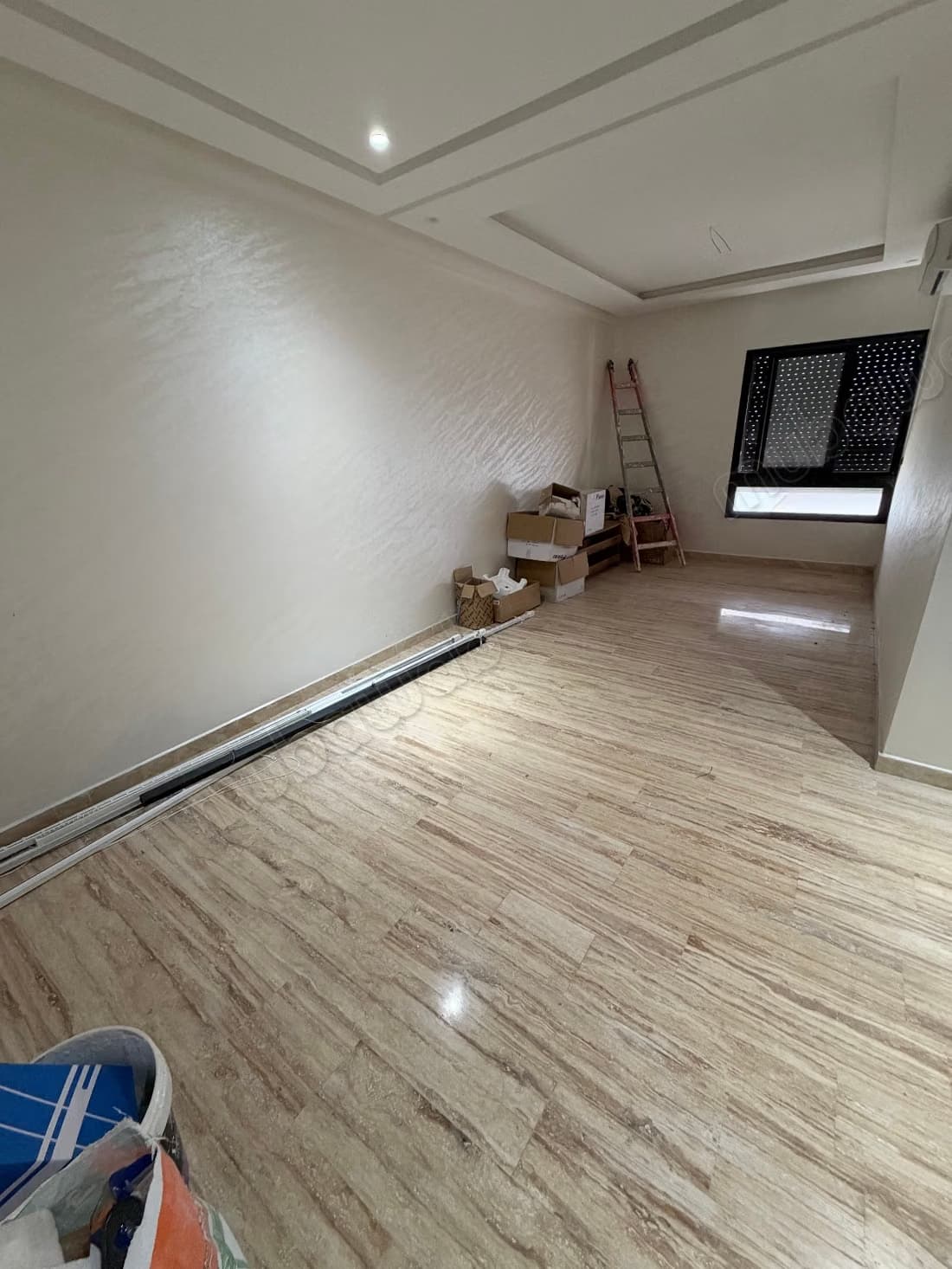 Louez cet appartement à Roches Noires. 1 Pièce. Concierge e...