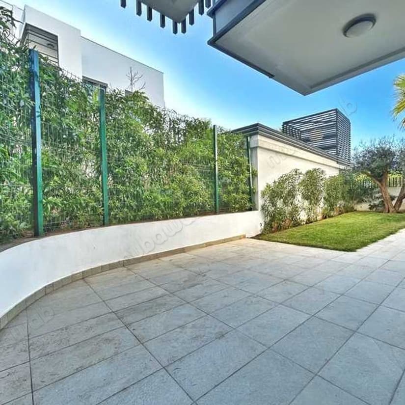 Appartement à Louer de 179.0 m² à Casablanca, Ain Diab