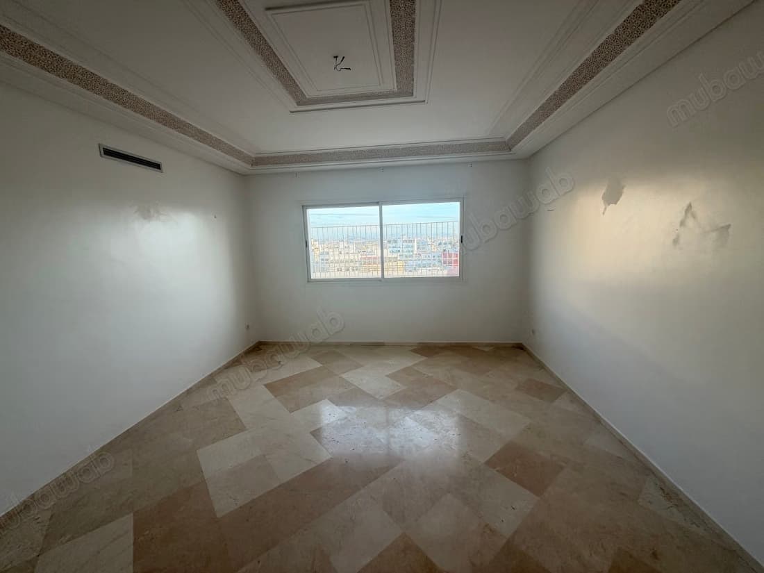 Bel appartement en location vide au plein centre avec terras...