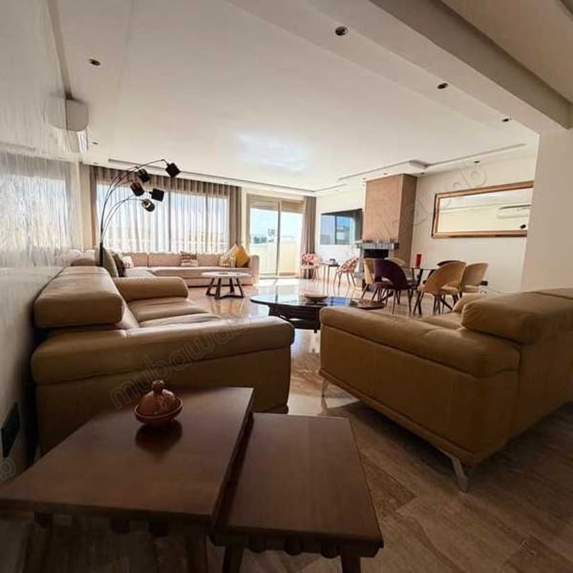 Appartement à Vendre de 150.0 m² à Casablanca, Val Fleuri