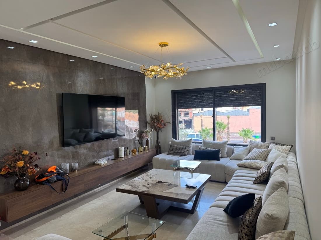 Spacieux appartement à vendre à l’hivernage