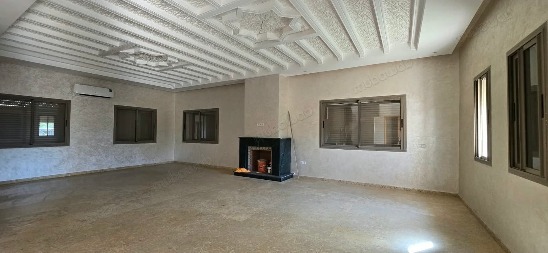 Villa vide à louer en plein centre ville
