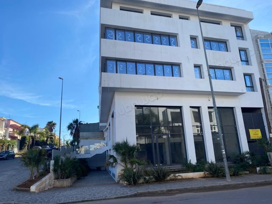 Vend immeuble plateaux bureaux à Sidi Maarouf