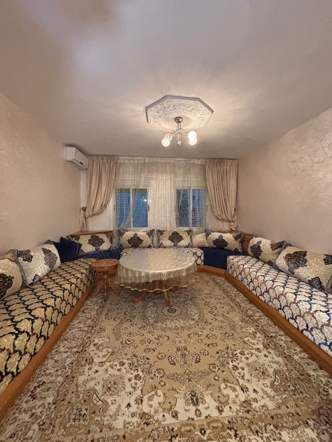 Appartement rénové et meublé à vendre