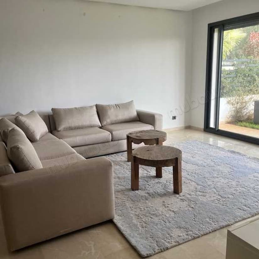 Appartement à Louer de 210.0 m² à Casablanca, Ain Diab Exten...