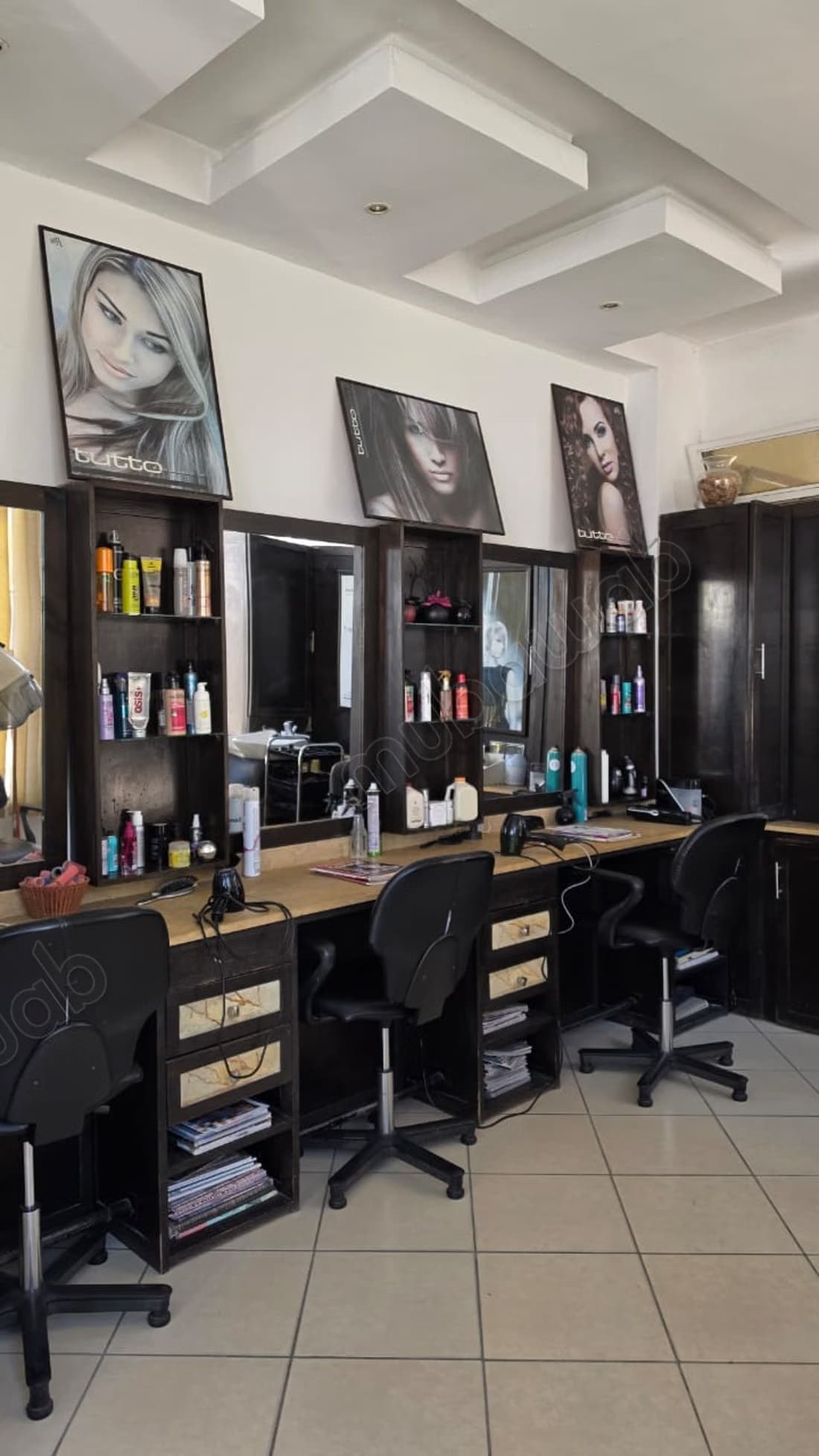 Vente fond de commerce salon de coiffure