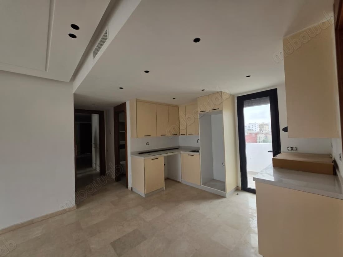 Studios et appartement à vendre californie taddart
