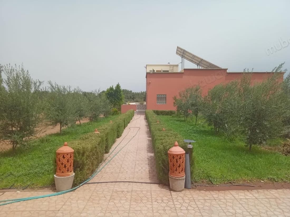 Villa à vendre à Tamazouzt, 3 chambres, 3300 m²