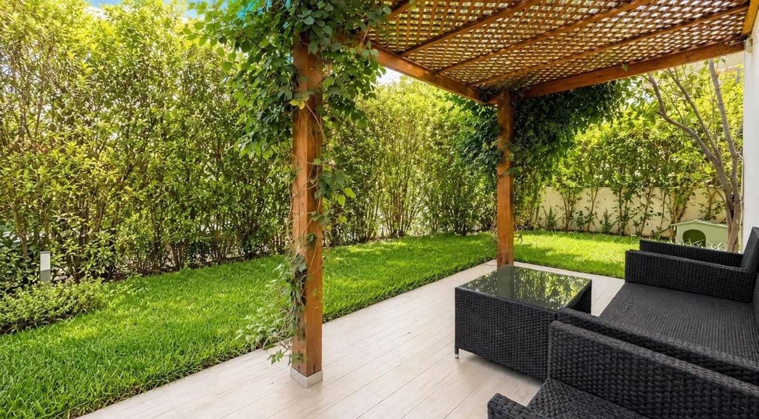 Vente d'un bel appartement Rez de jardin à Ville Verte. 2 c...
