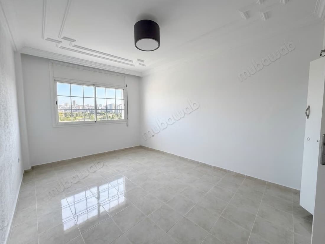 Alouer superbe appartement vide renove bd 9avril