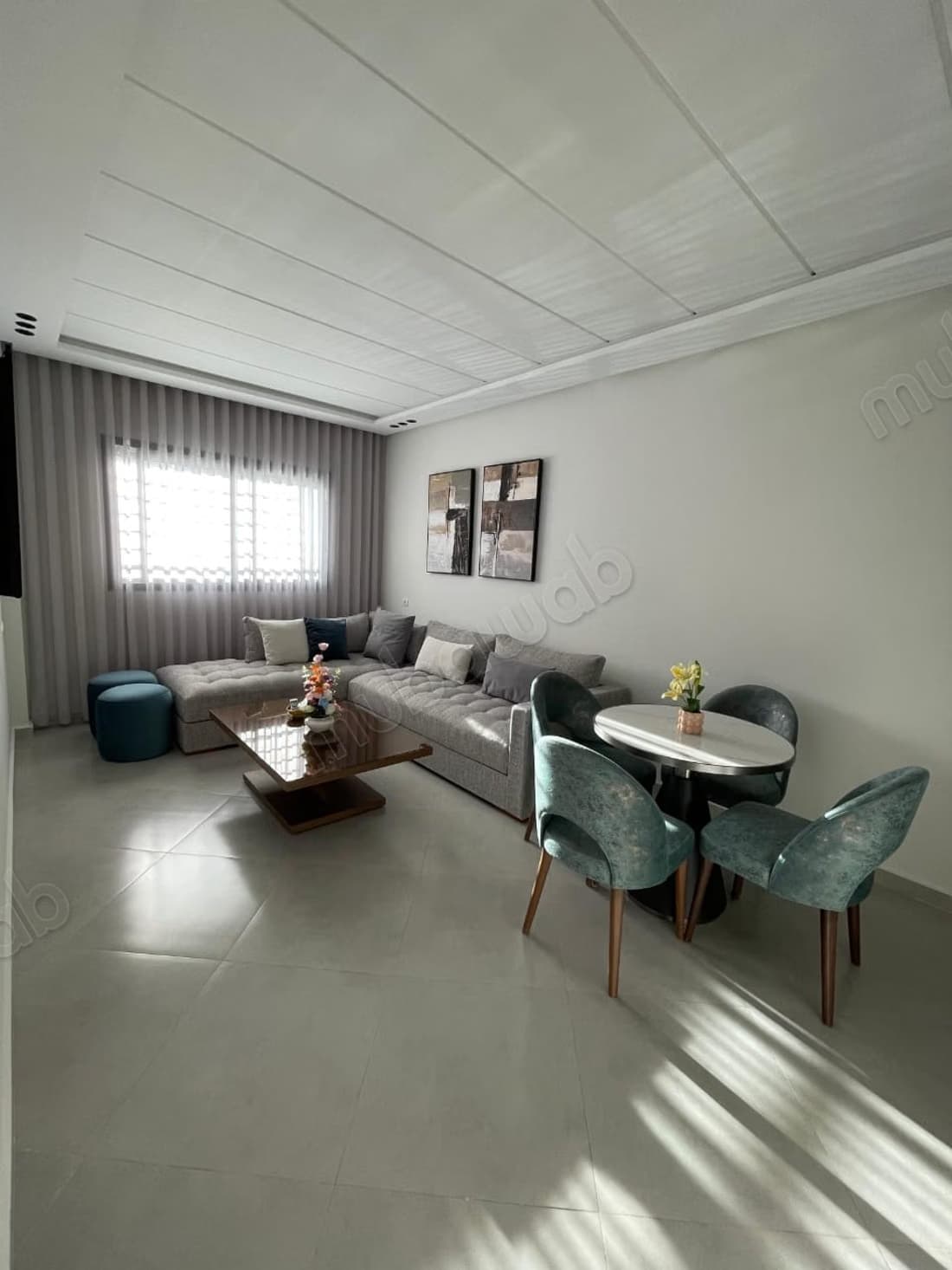 Appartement à louer à Ahlane. 3 chambres. Mobilier neuf
