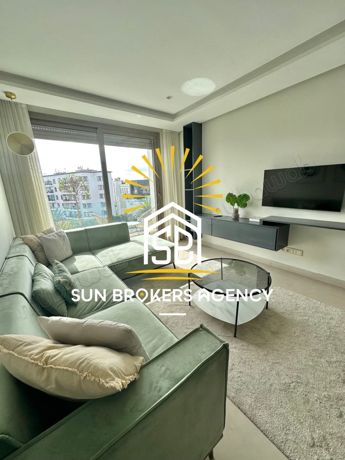 Joli studio oasis moderne