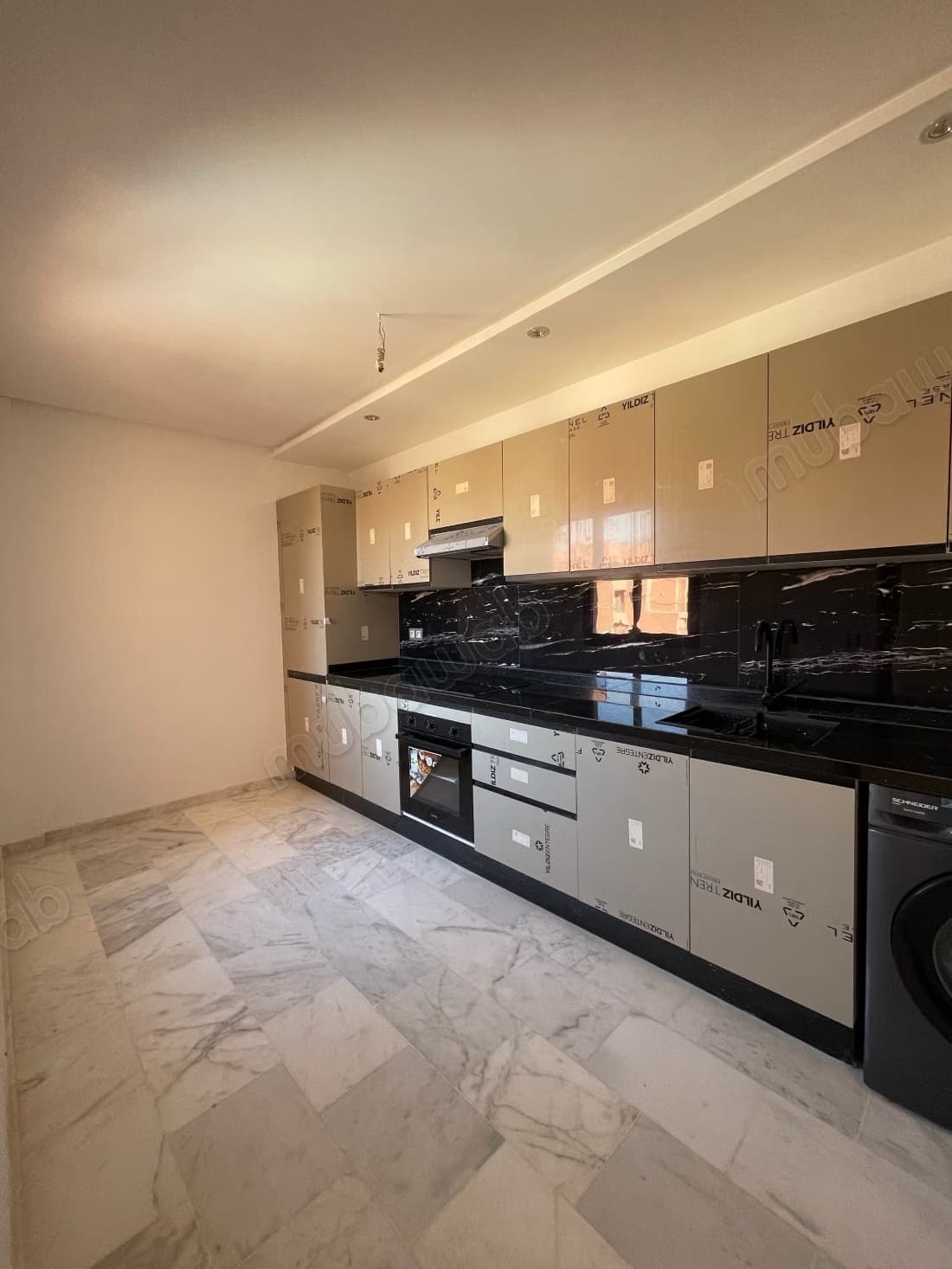 Studio Neuf Élégant à Vendre au Cœur de Guéliz – À 3 Minutes...