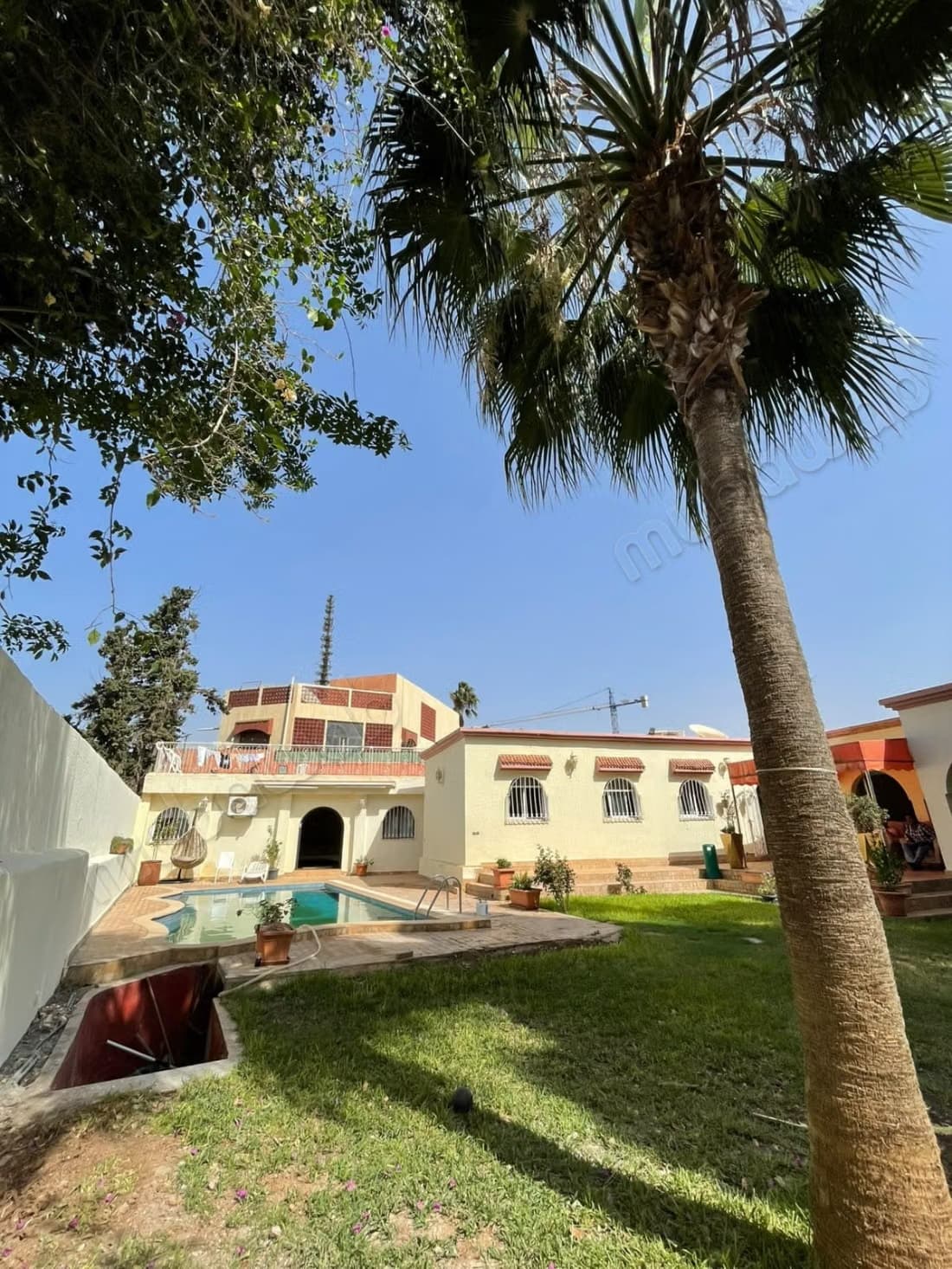 Villa plein pieds à vendre avec piscine à Agadir