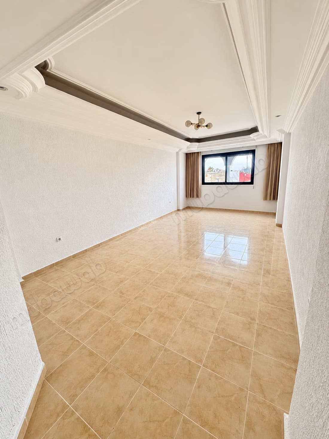 Lumineux 2 chambres – sans vis à vis
