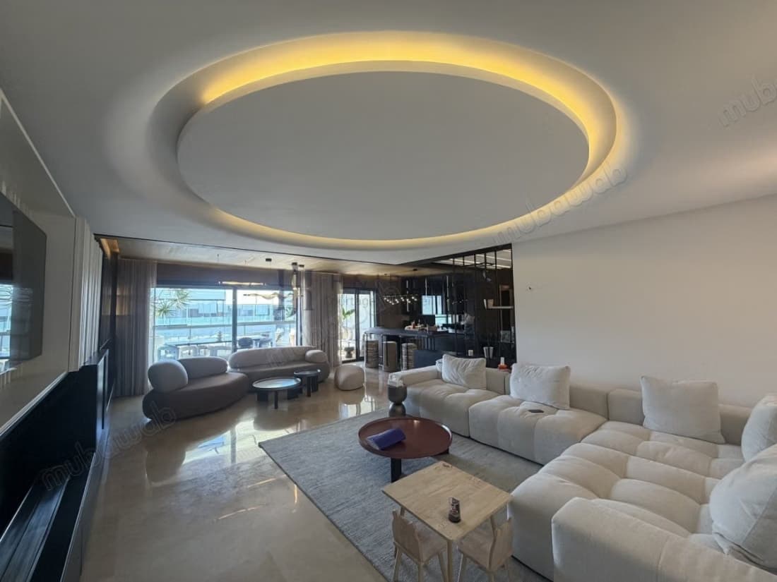 T4 221m² 3 chambres et chambre de personnel