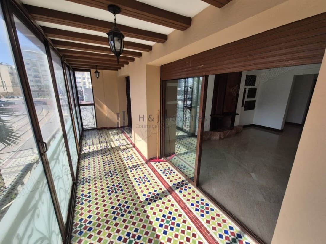 T4 vide 185 m² grande terrasse