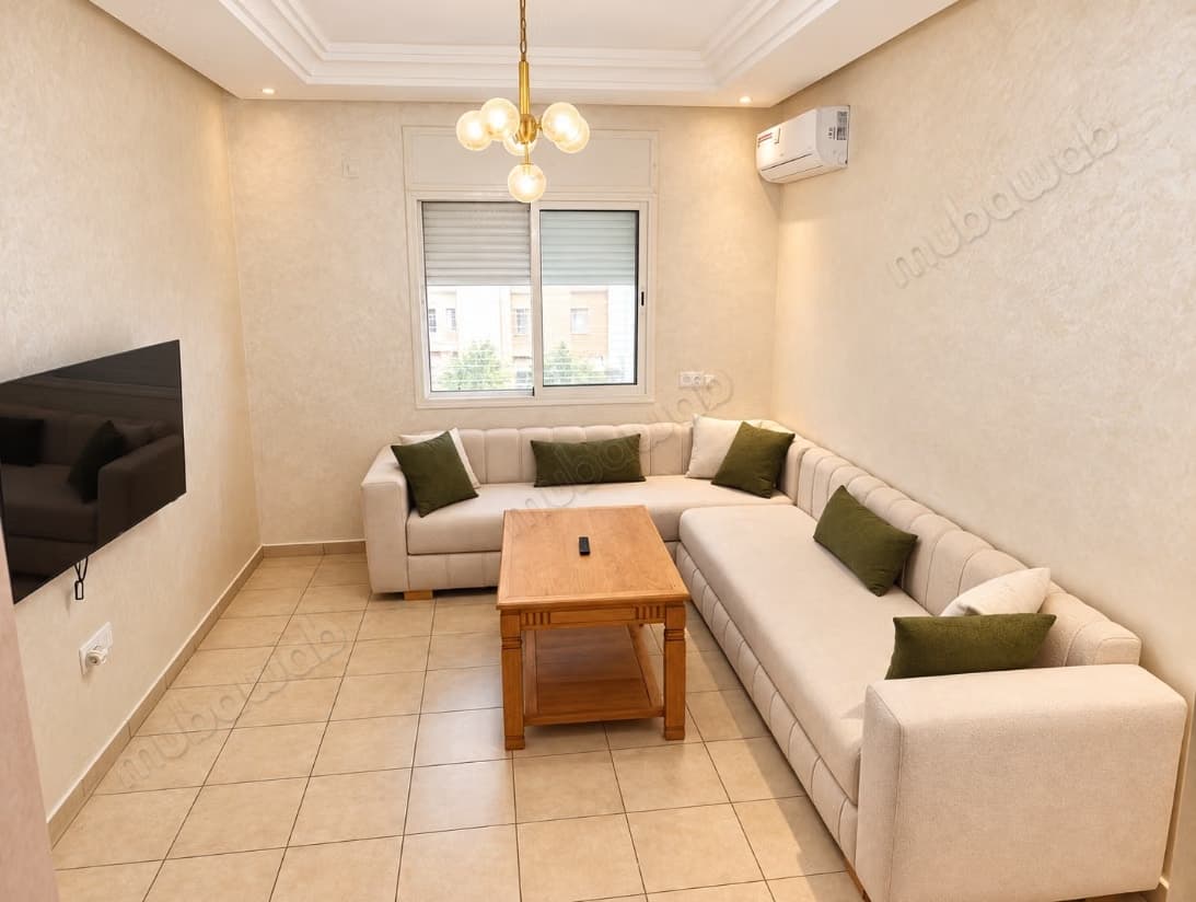 Appartement à louer à Ain Mezouar. 1 Pièce. Bien meublé