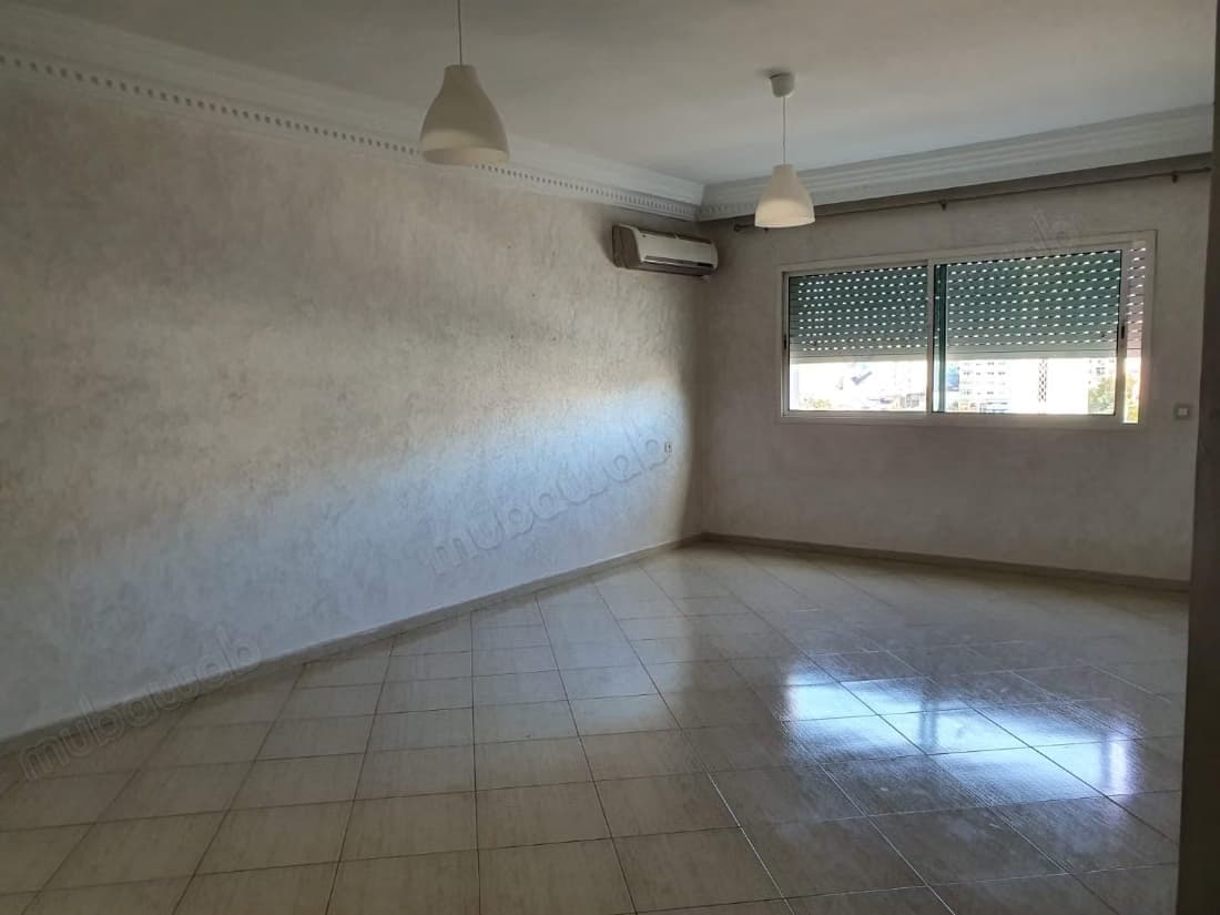 Appartement à louer à Franceville. Surface de 105 m². Rési...