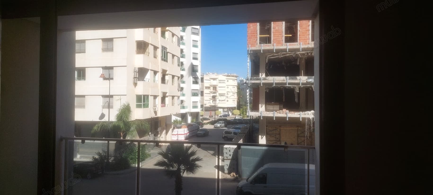 Bel appartement à louer au centre. Superficie 97 m². Jardin...