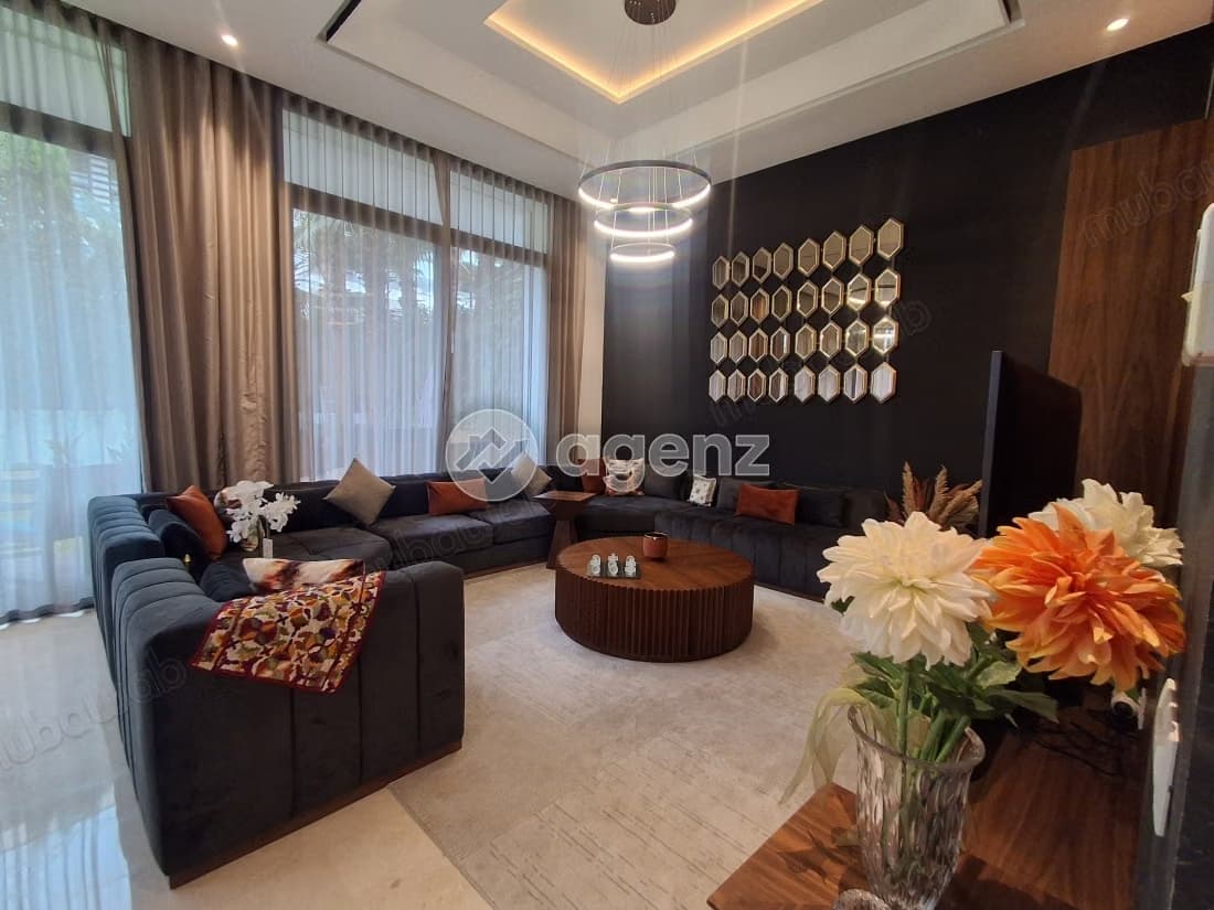 Villa à vendre 350 m², 4 chambres Autre Dar Bouazza