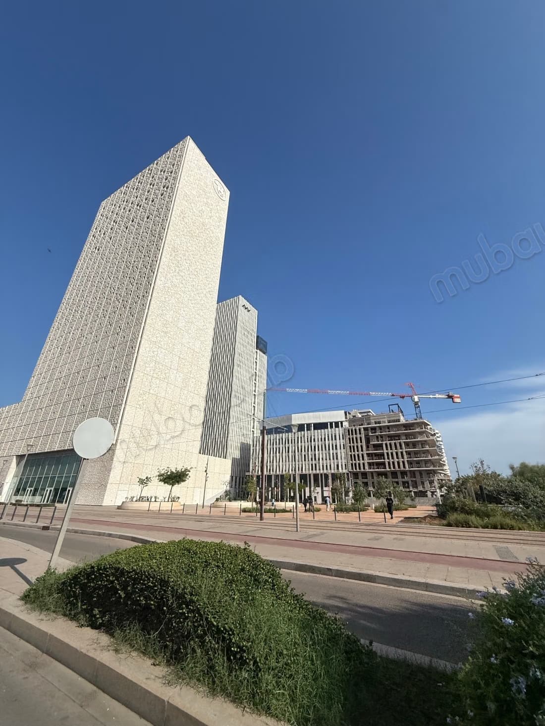 En Location: Magnifique Plateau Bureau Neuf de 240 m au coeu...