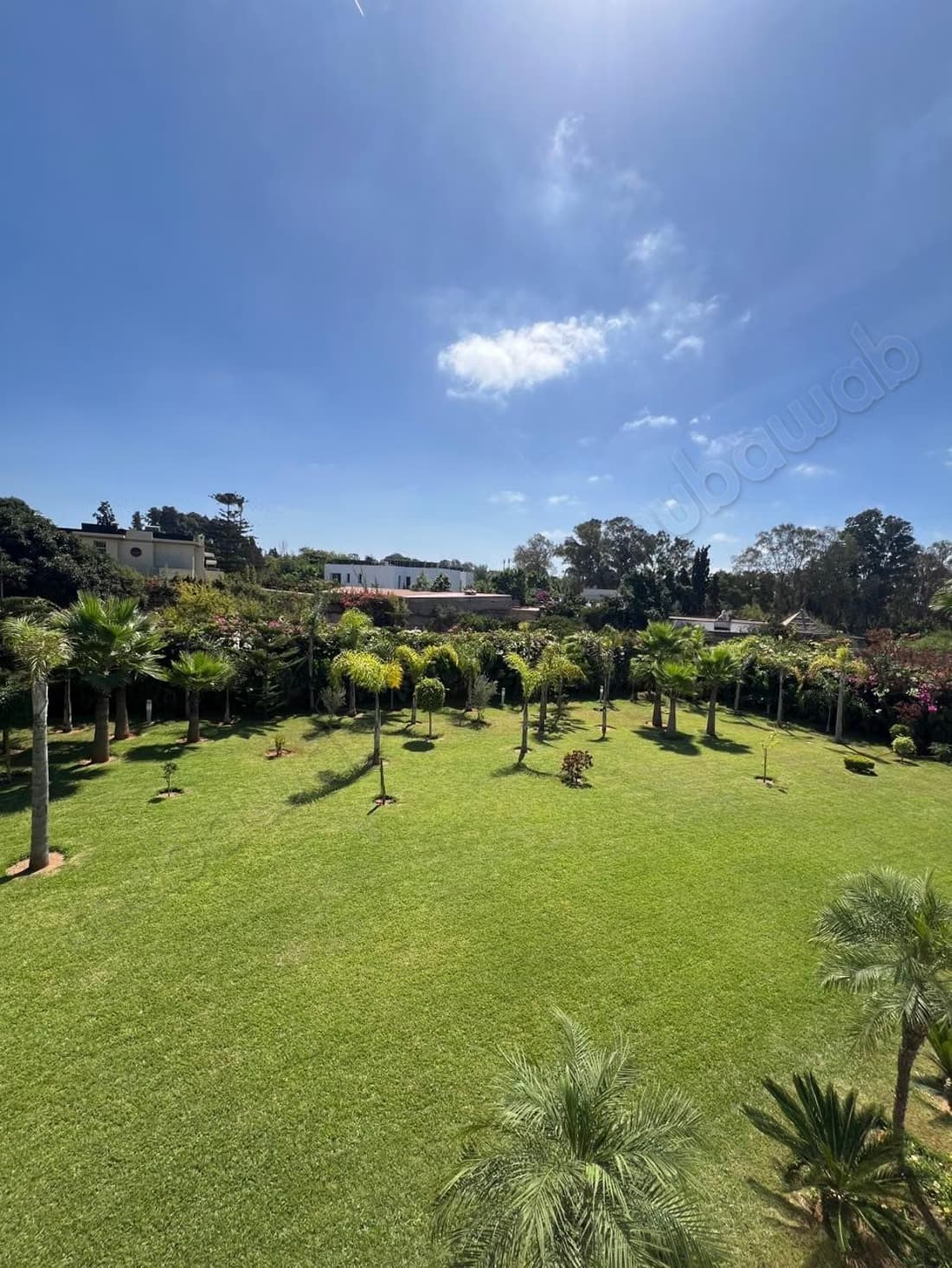 Villa de luxe à vendre à Souissi. Surface de 2000 m². Serv...