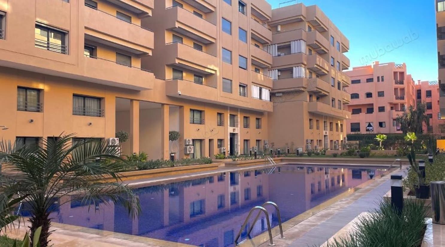 Appartement meublé 2 chambres résidence avec pisci