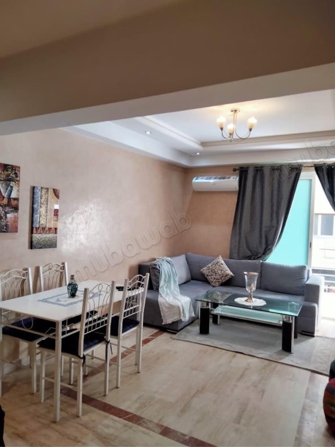 Trouvez un appartement à louer à Maârif. Superficie totale 4...