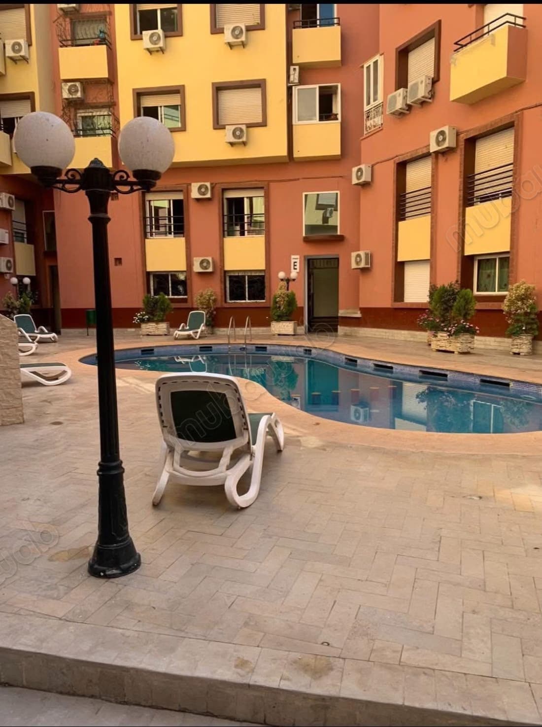 Appartement à vendre à Hay Mabrouka. 7 pièces. Meublé