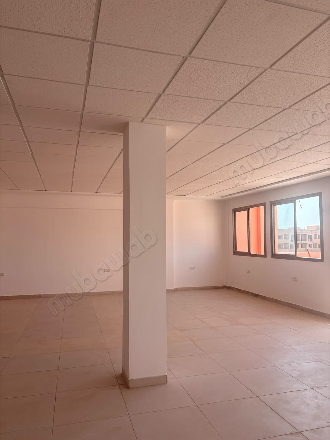 Bureaux en location à Guéliz. Surface totale 124 m². Concier...