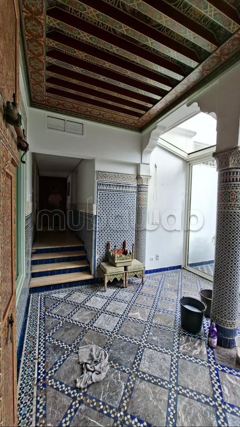 Villa 1158 m² 4 chambres Houbous