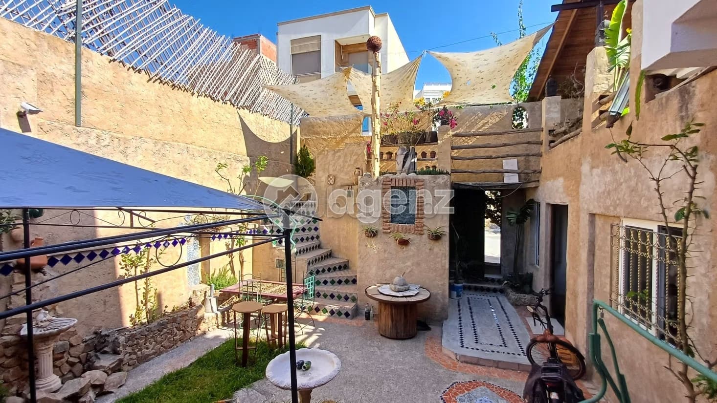 Villa à vendre 480 m², 7 chambres Route achakkar Tanger