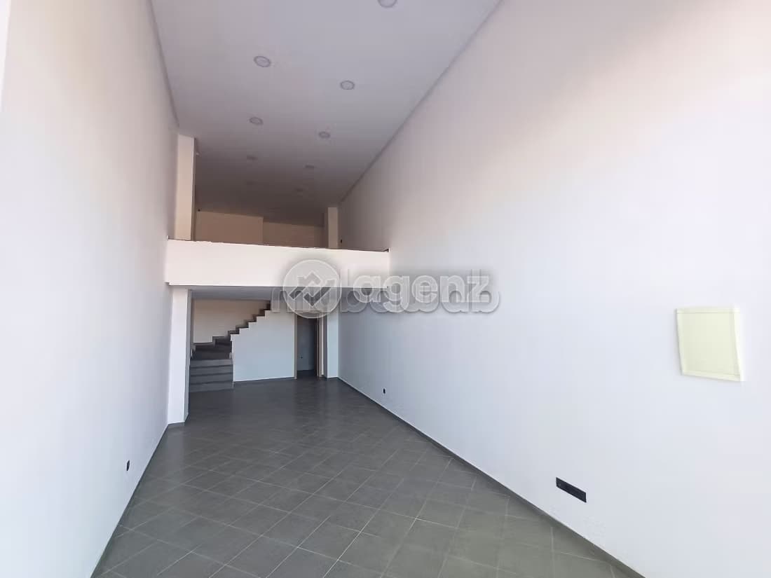 Commerce à louer 81 m² Polo Casablanca