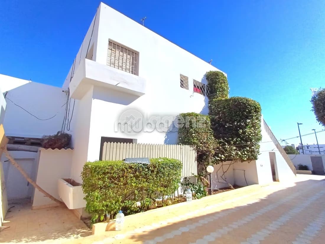Villa à vendre 644 m², 6 chambres Cité Suisse Agadir