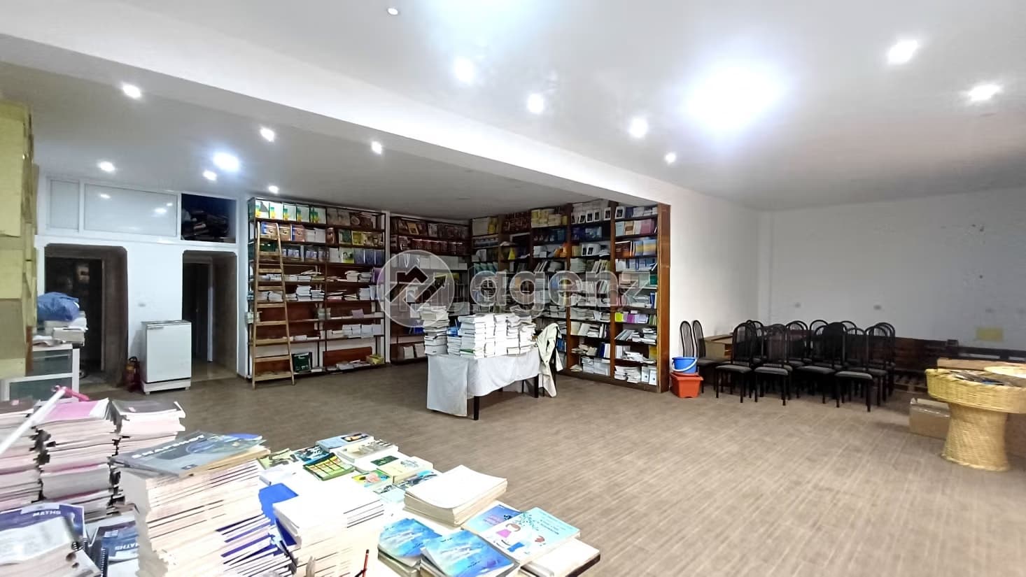 Commerce à vendre 177 m² Riad Fès