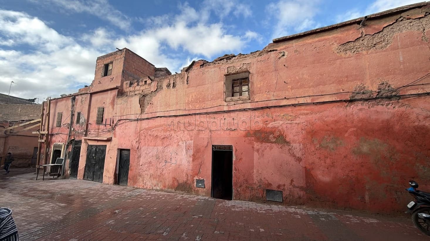 Riad de 196 m2 fort potentiel; 10 min Jemaa El Fna