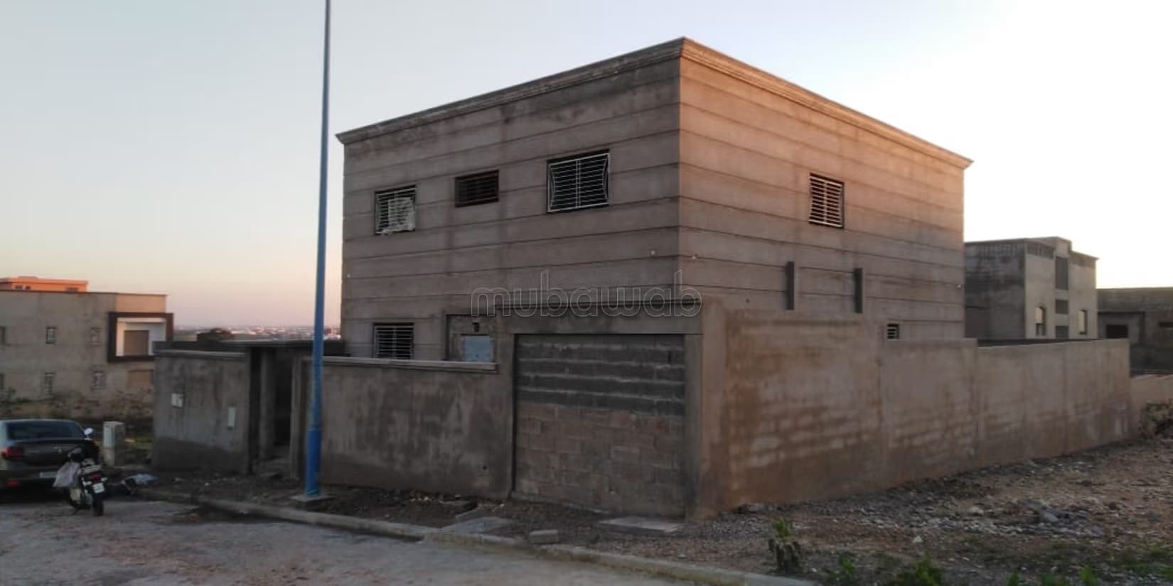 Maison de haut standing à vendre à Sidi AbdelKrim. Surface d...