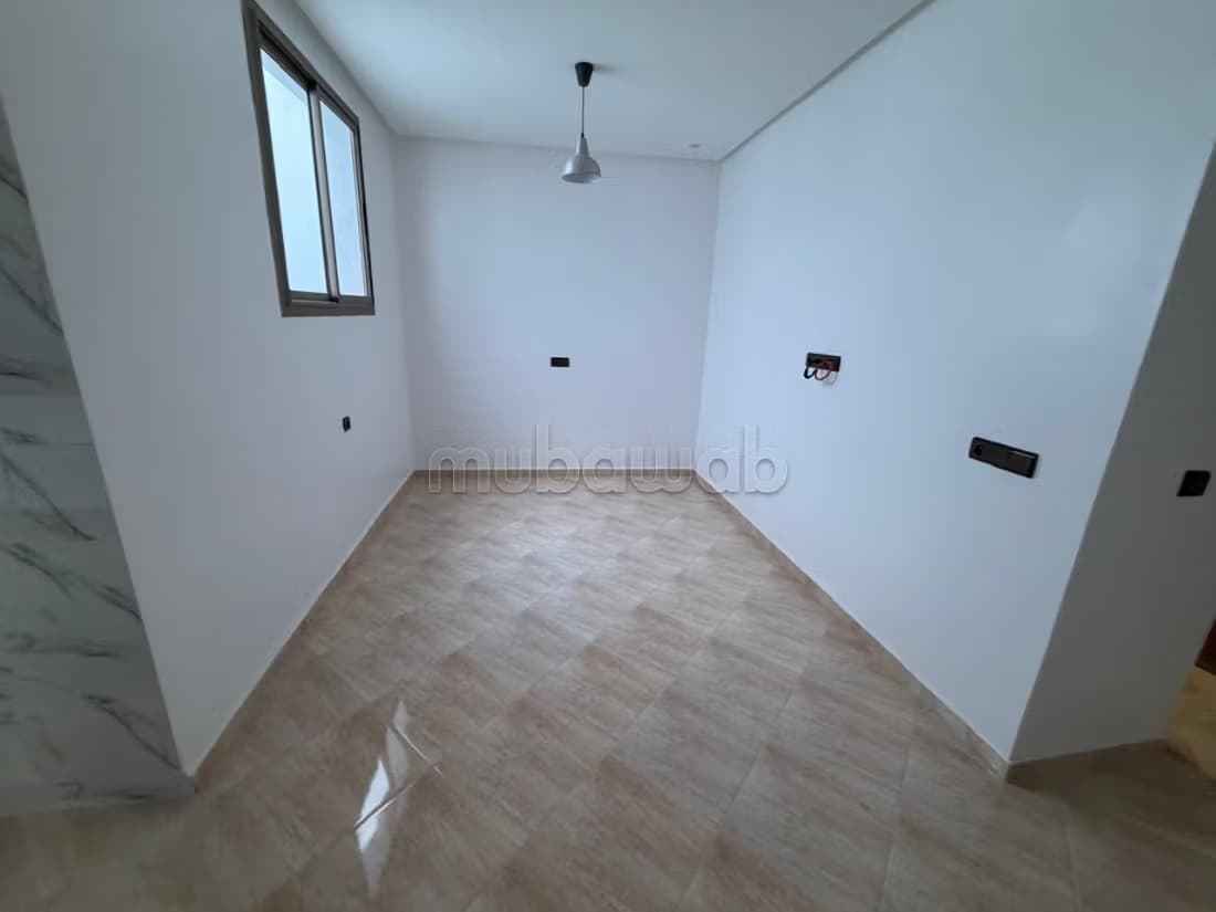 Appartement lumineux à louer à long terme
