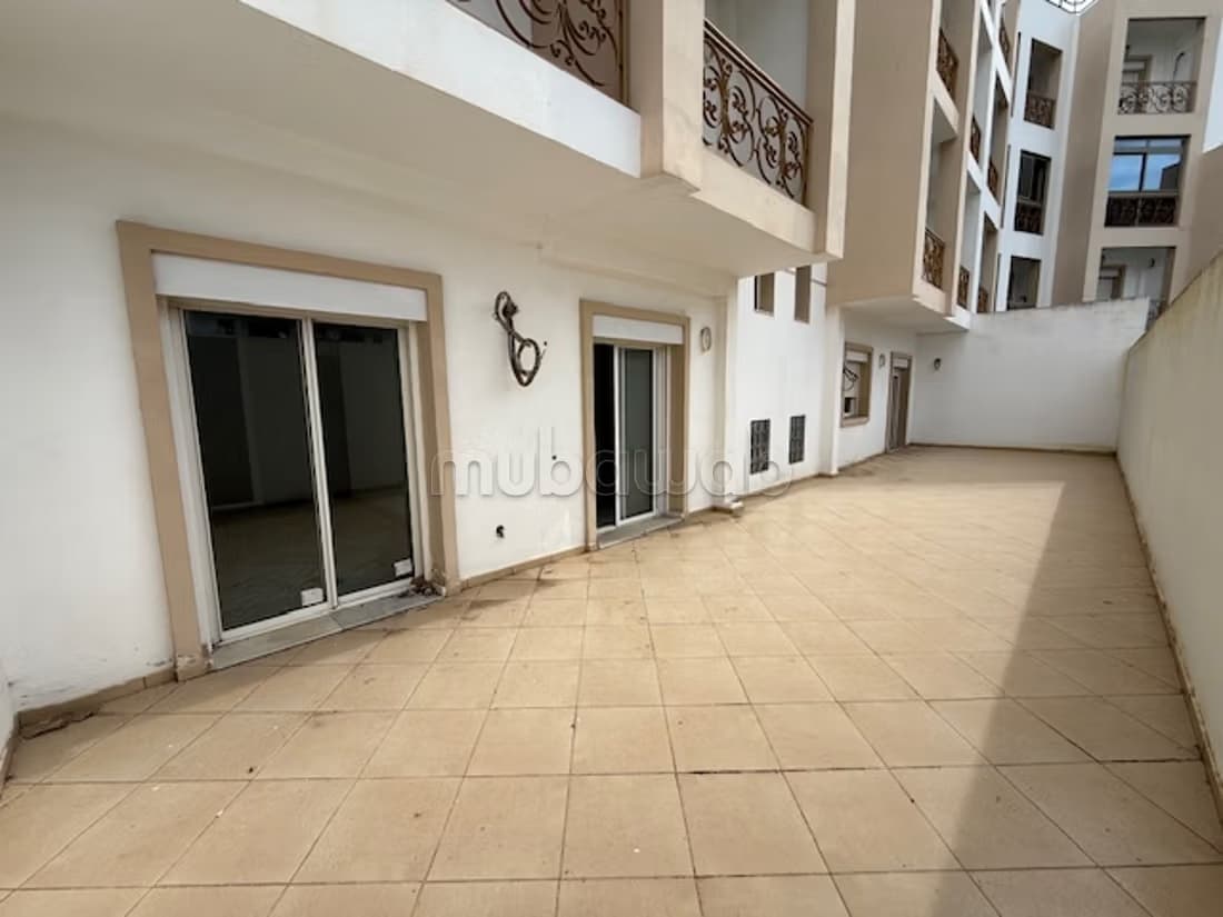 Appartement 1ér étage, avec terrasse