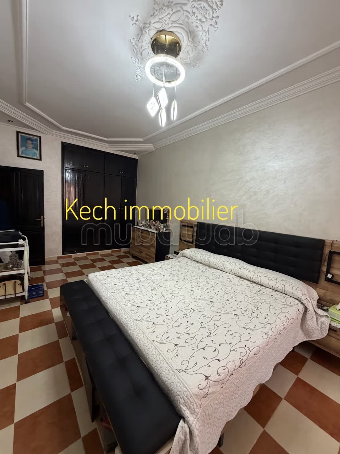 Maison modèle avec 3 niveaux à vendre