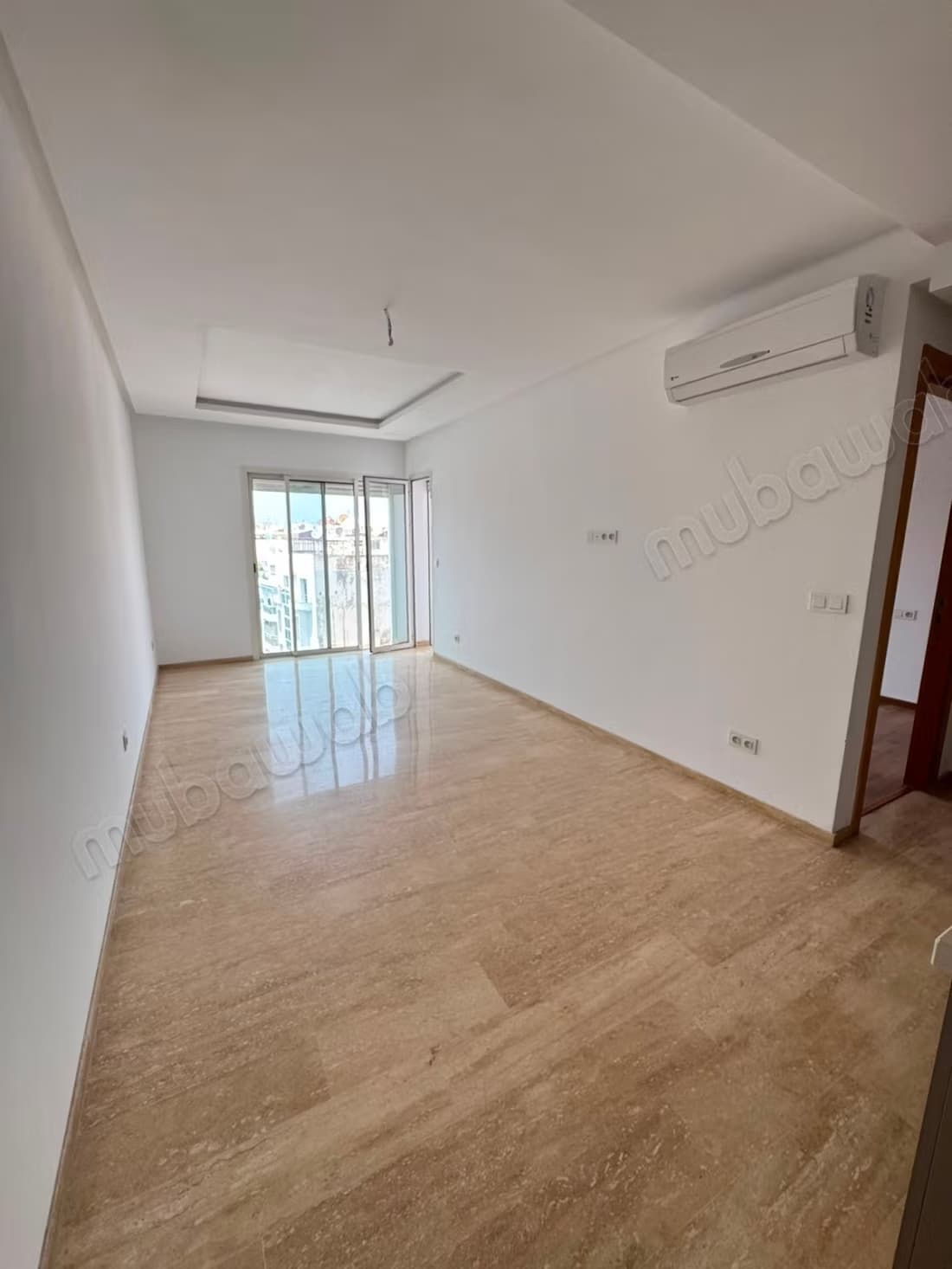 Bel studio vide au quartier Maârif