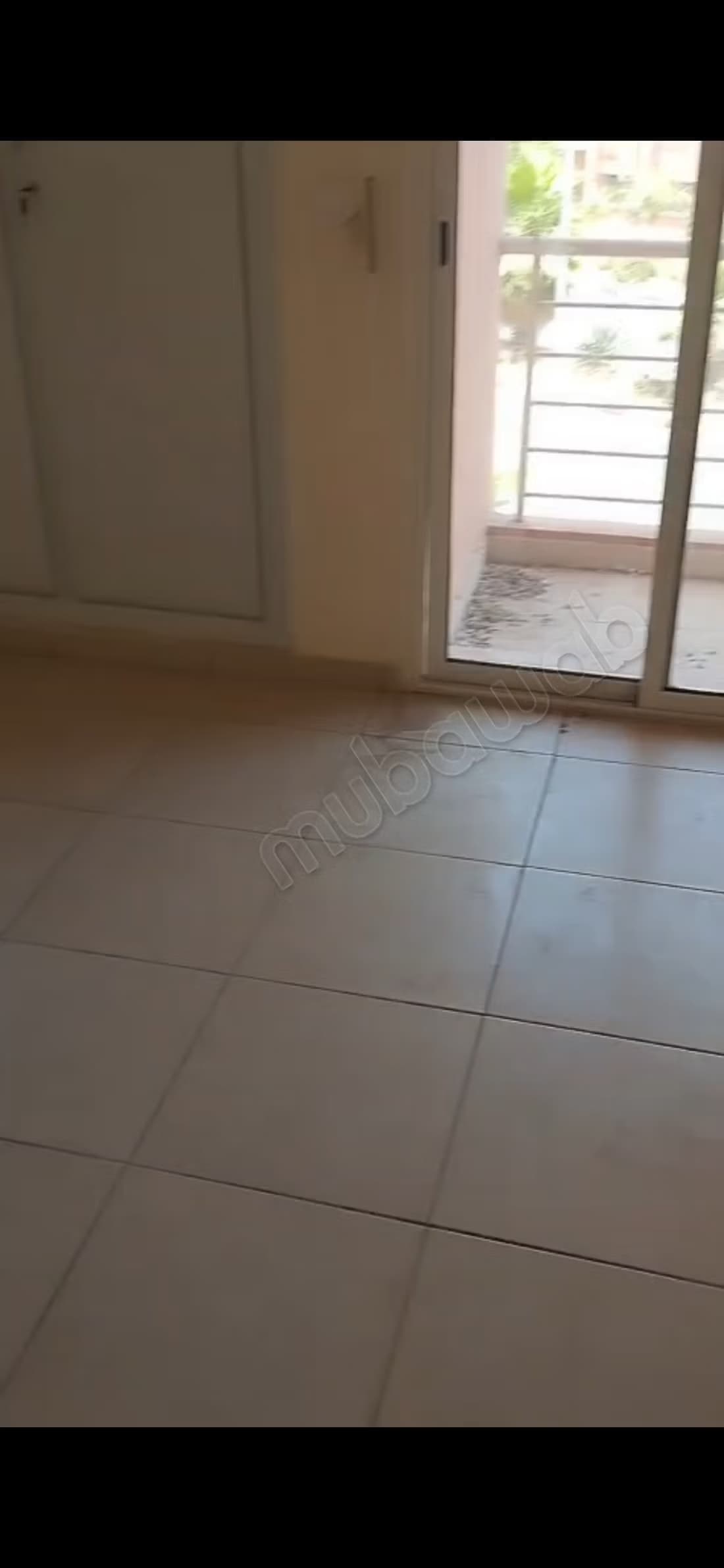 Appartement 3Ch Vide 2eme Ain Mezouar