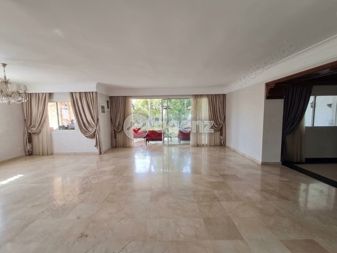 Villa à vendre 610 m², 4 chambres Route d'Azzemmour Dar Bo...