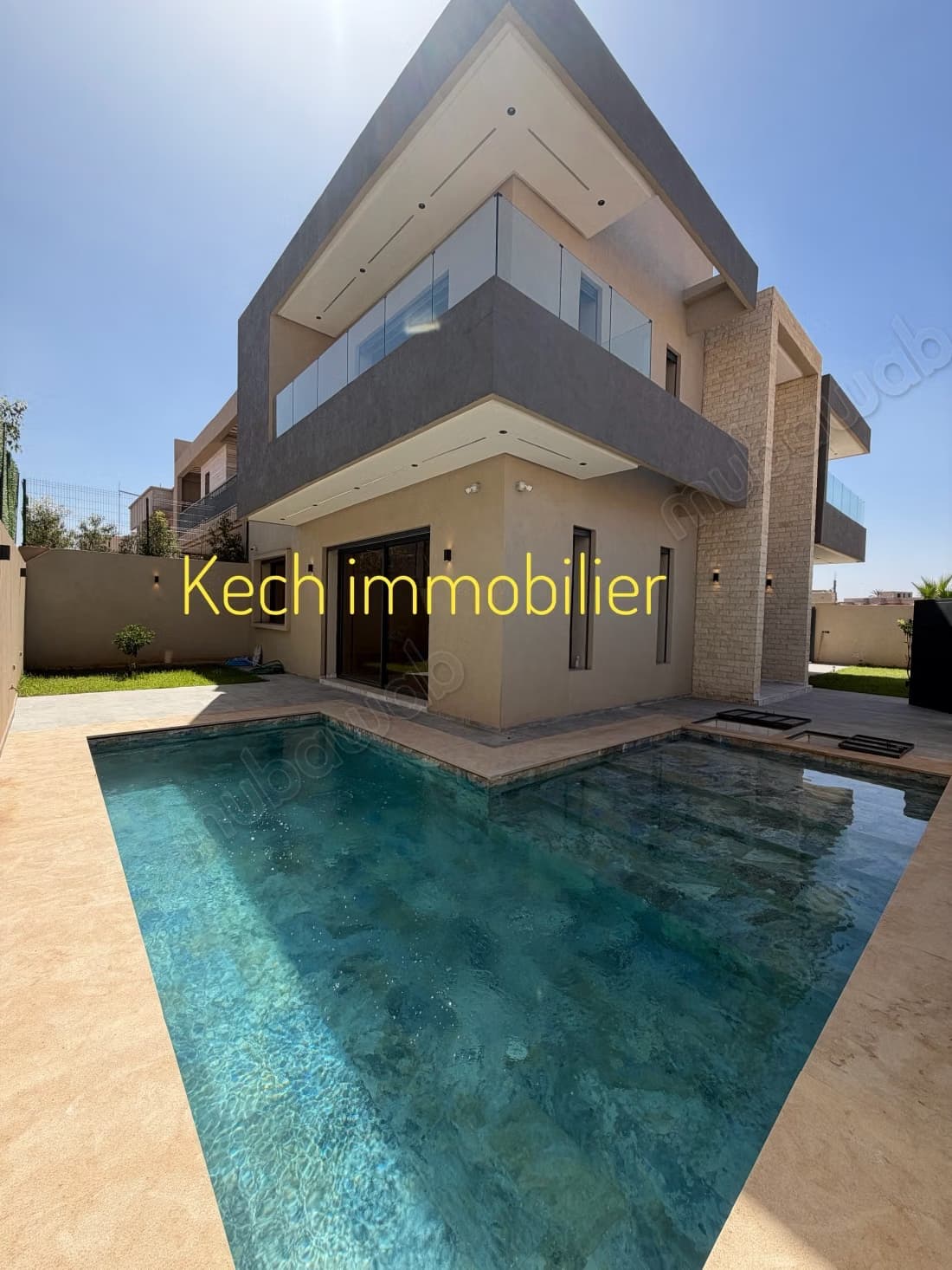 Magnifique villa à vendre à Hay Targa. 5 chambres agréables...
