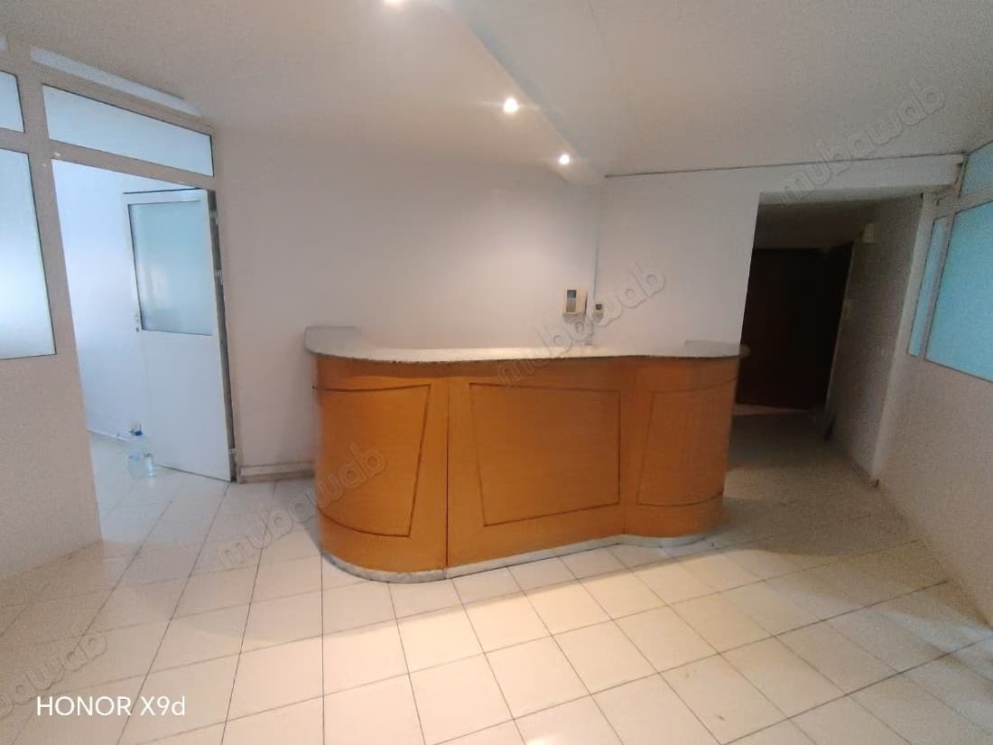 Bureau non equipe la girande 5200 dh