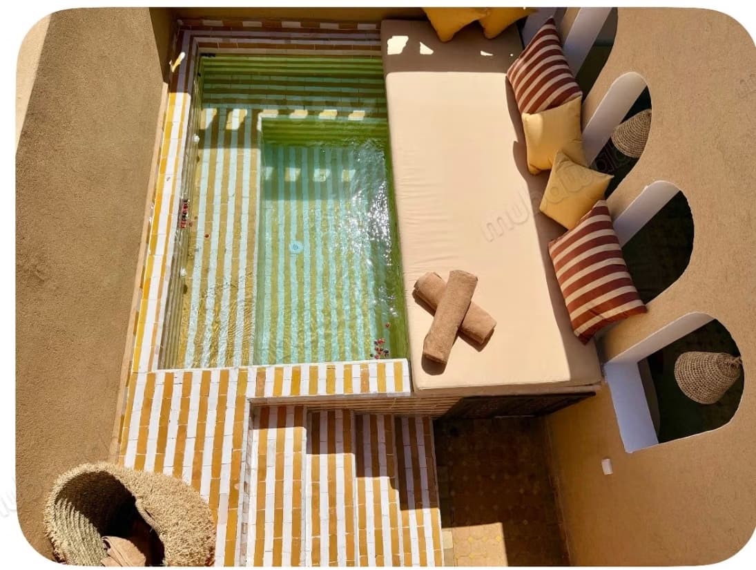 Riad rénové avec bassin et vue Atlas – Kasbah