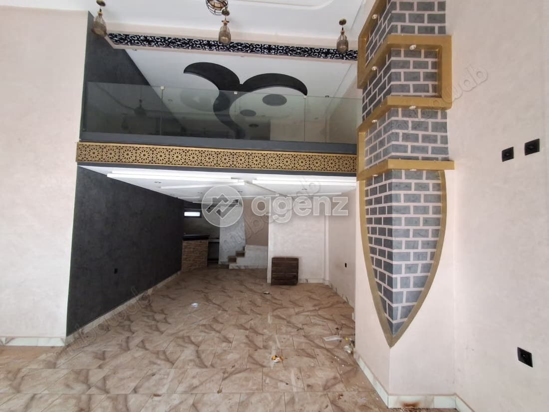 Commerce à vendre 55 m² Residence lamia Skhirate Témara