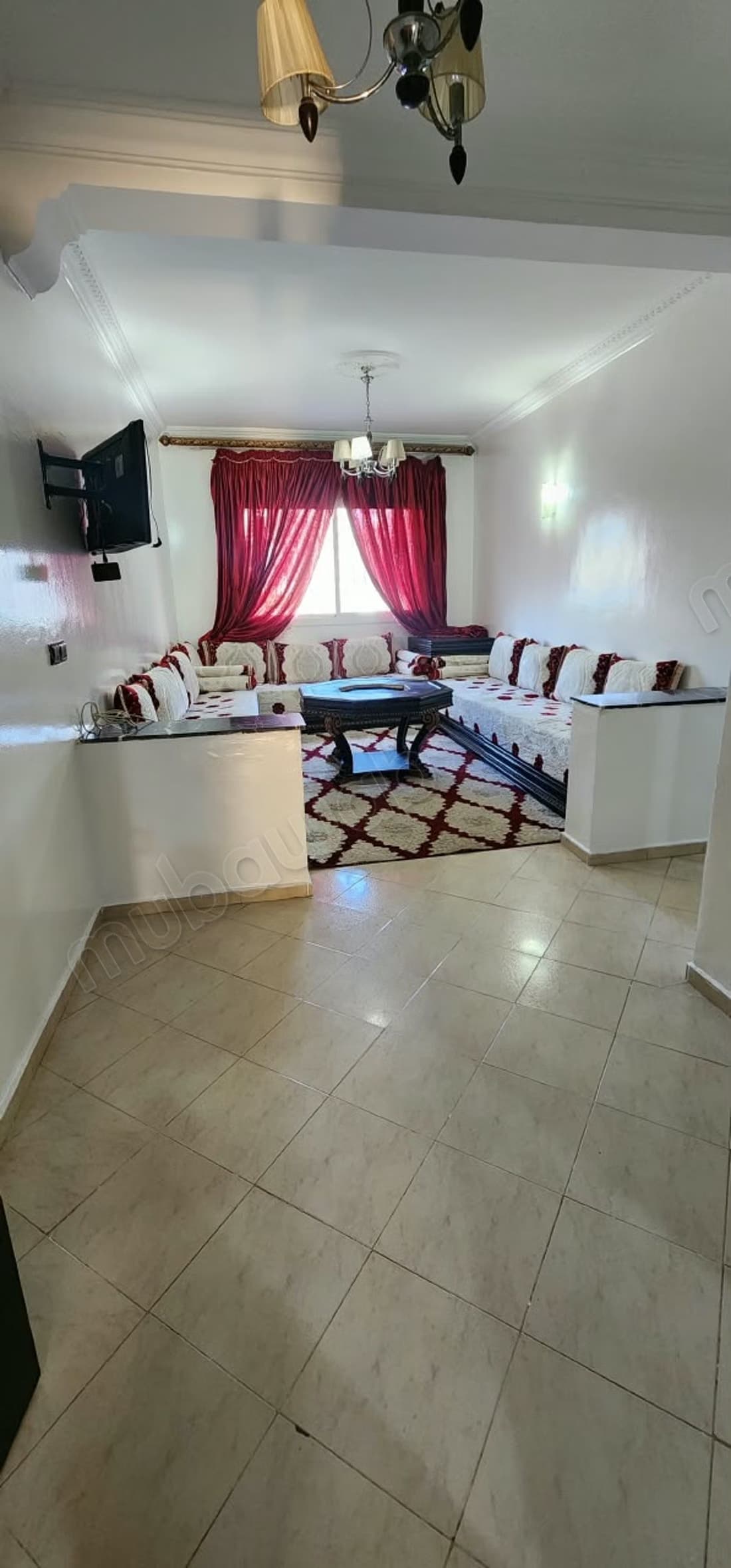 Appartement à vendre 2 chambres compl mostakbal
